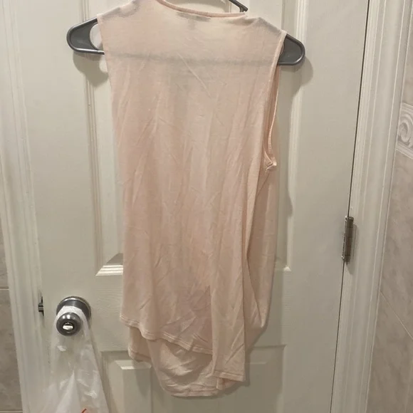 Express Shell Colored Top - New w/tags - size M! - Picture 2 of 4